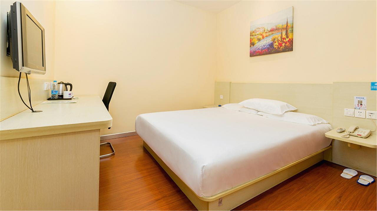 Hanting Express Kunming Yieryi Street Yunnan Normal University Branch Esterno foto
